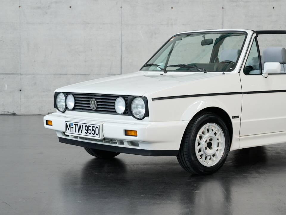 Image 8/50 of Volkswagen Golf Mk I Convertible 1.8 (1989)