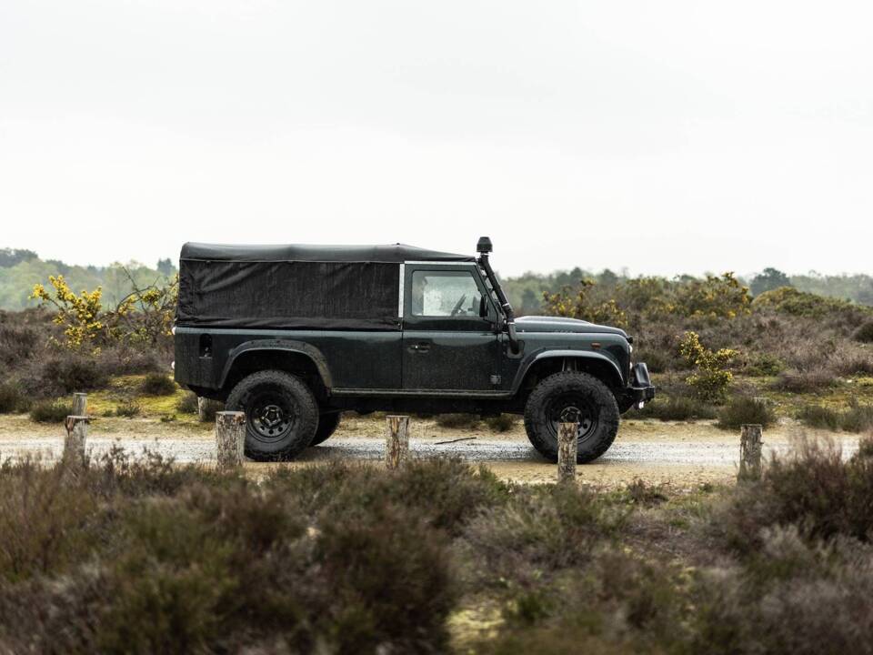 Immagine 8/8 di Land Rover Defender 110 (2012)