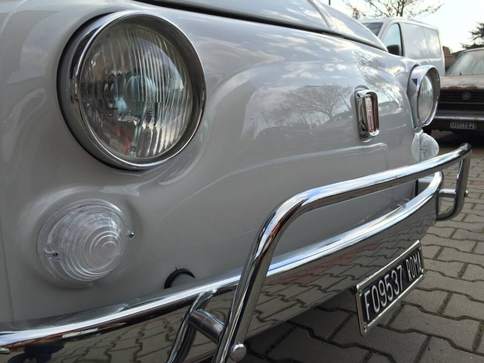 Bild 23/23 von FIAT 500 L (1970)
