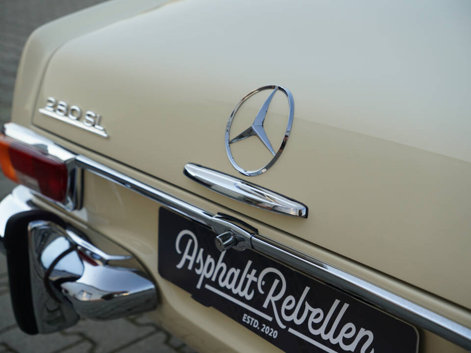 Image 97/97 of Mercedes-Benz 280 SL (1969)