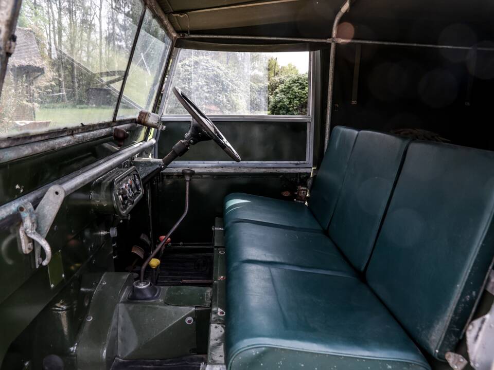 Image 31/34 of Land Rover 86 (1953)
