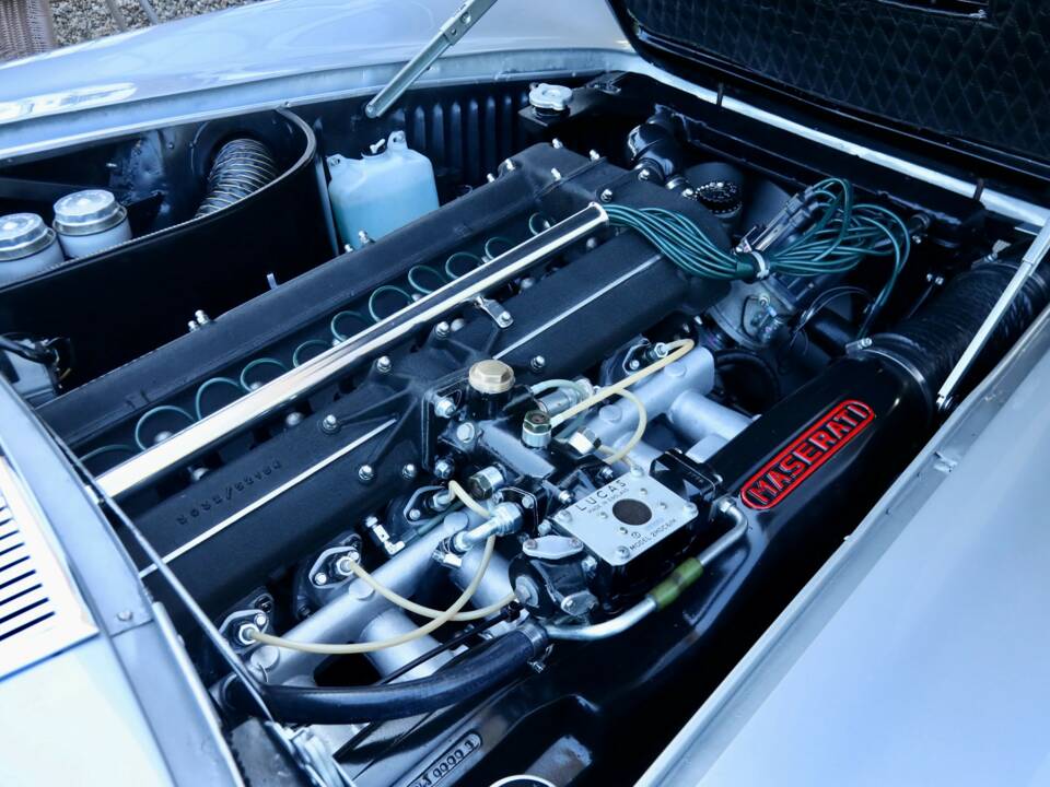 Bild 31/50 von Maserati Mistral 3700 Spyder (1965)