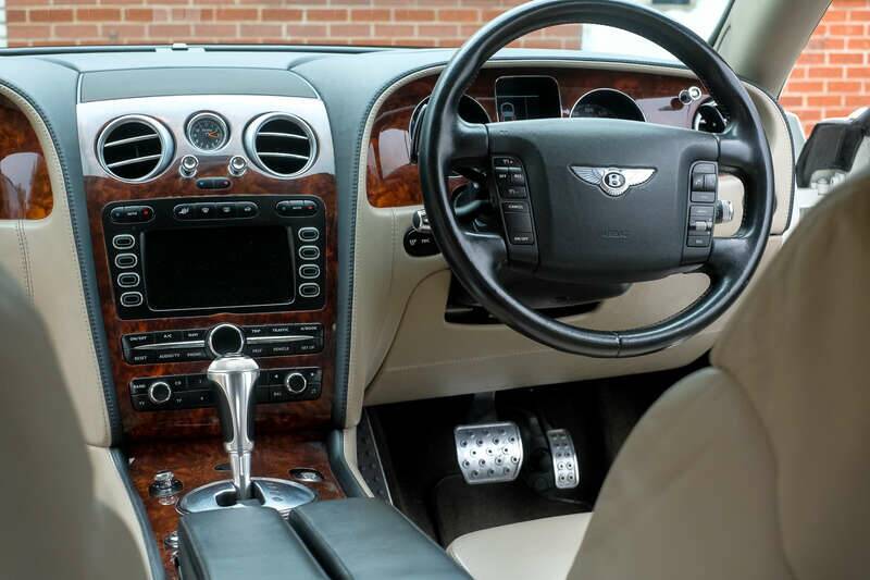 Bild 42/50 von Bentley Continental Flying Spur (2005)
