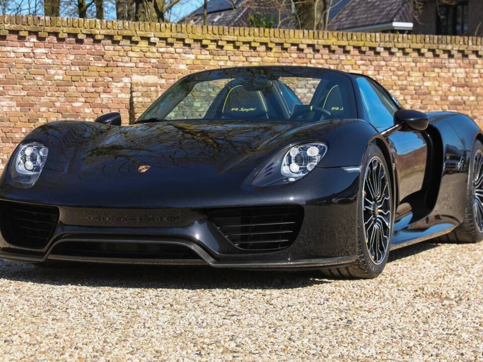 Afbeelding 1/50 van Porsche 918 Spyder (2015)
