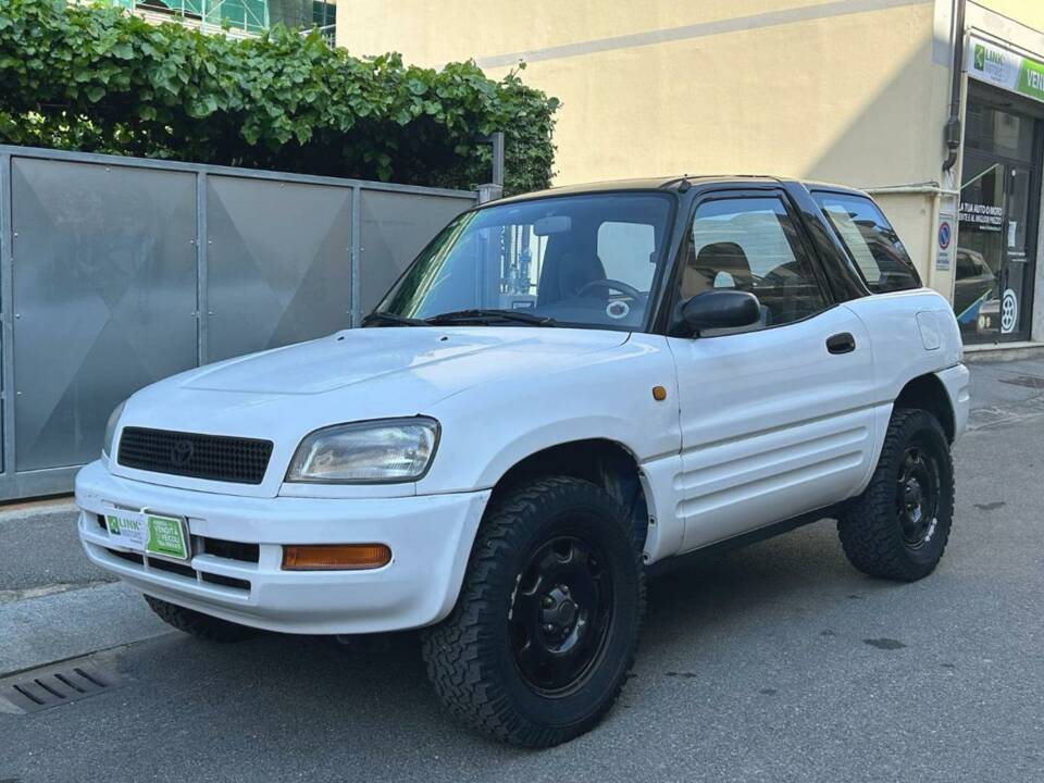 Image 1/10 of Toyota RAV4 (1995)