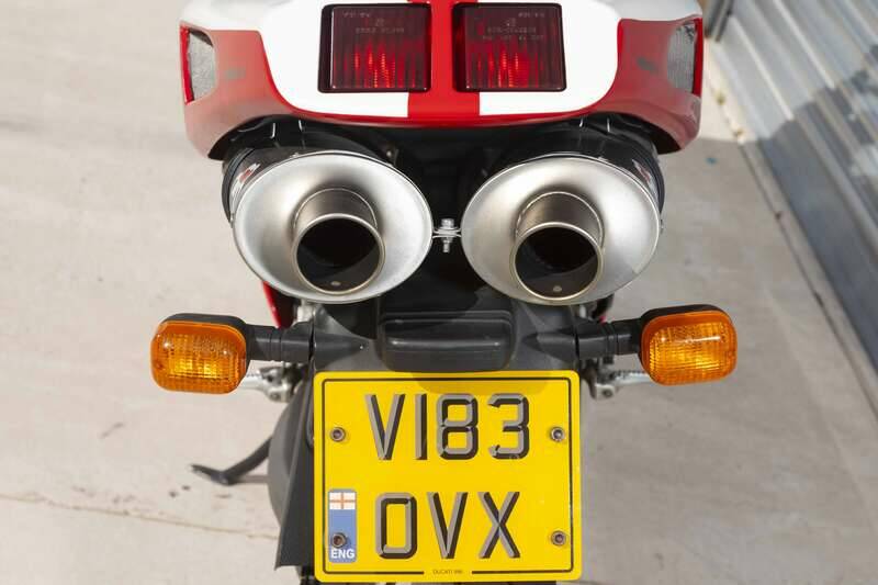 Image 40/41 of Ducati DUMMY (2000)