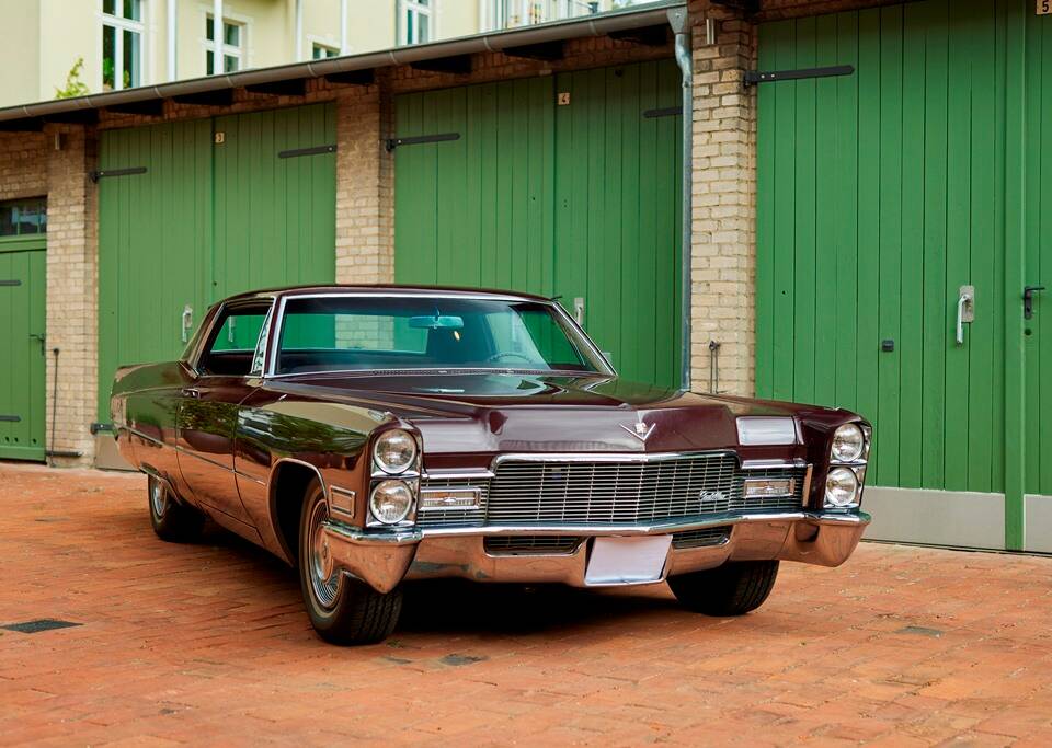 Bild 13/200 von Cadillac Coupe DeVille (1968)