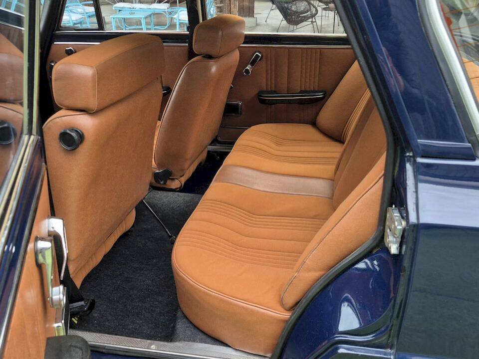 Imagen 33/67 de Alfa Romeo Giulia Nuova Super 1600 (1977)