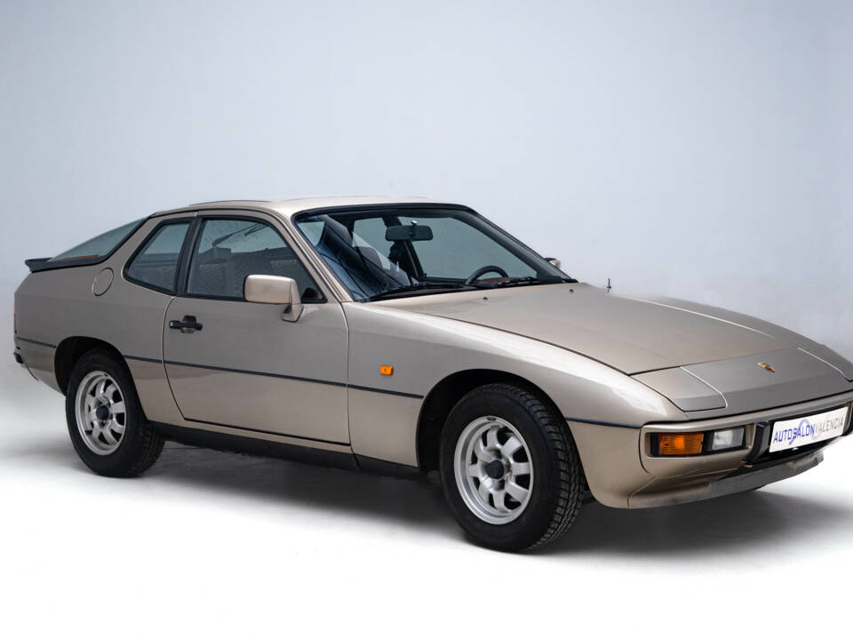 Image 4/44 de Porsche 924 (1983)