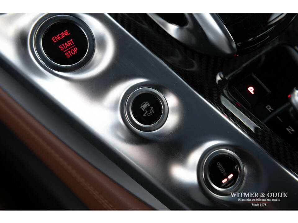 Image 37/43 of Mercedes-Benz C 63 S AMG (2015)