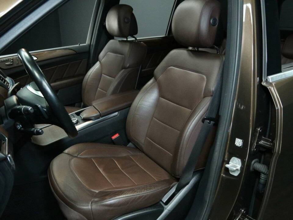 Bild 36/50 von Mercedes-Benz GL 350 BlueTEC 4MATIC (2016)