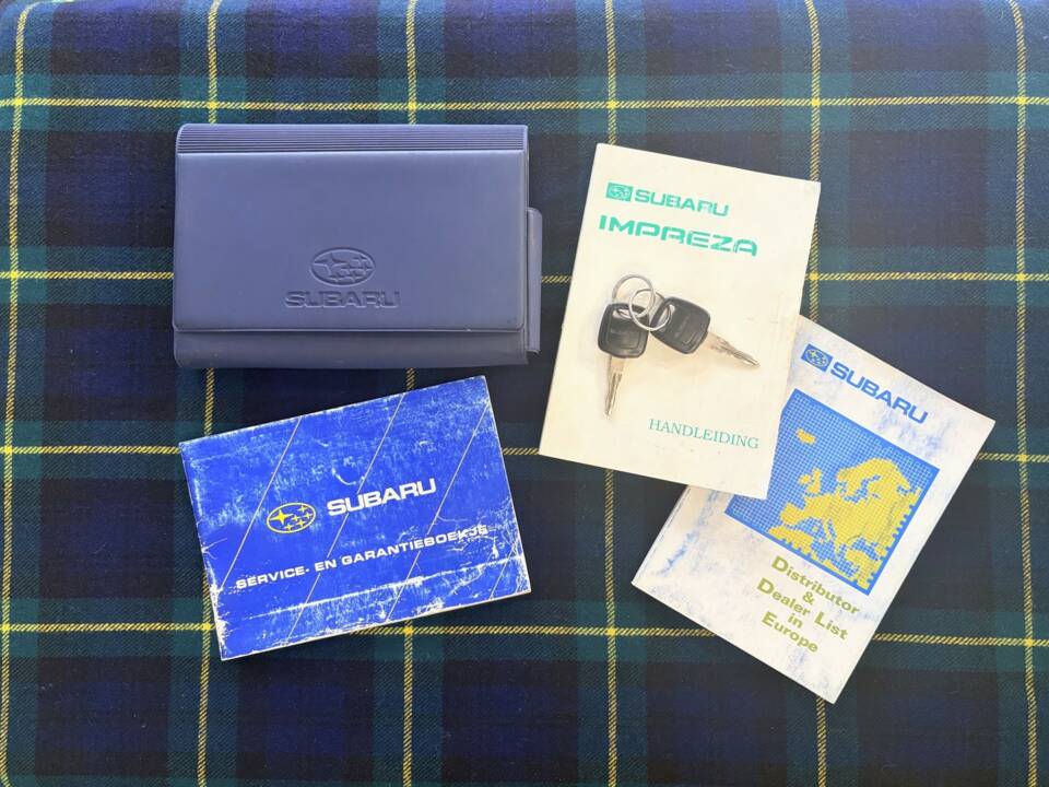 Image 8/20 de Subaru Impreza GT Turbo (1998)