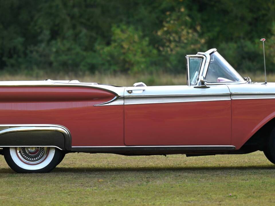 Bild 10/50 von Ford Fairlane 500 Skyliner (1959)