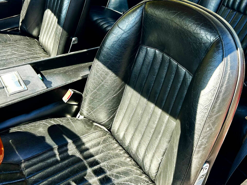 Imagen 7/12 de Ferrari 365 GT 2+2 (1971)