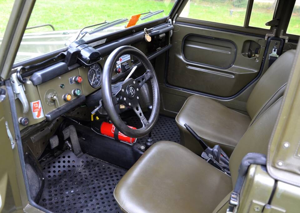 Image 17/39 de Volkswagen Thing 1600 (1975)