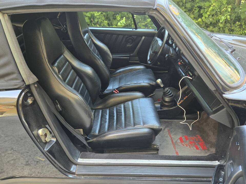 Afbeelding 13/34 van Porsche 911 Carrera 3.2 (1984)