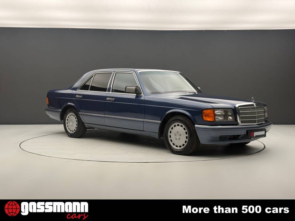 Image 3/15 of Mercedes-Benz 300 SE (1991)