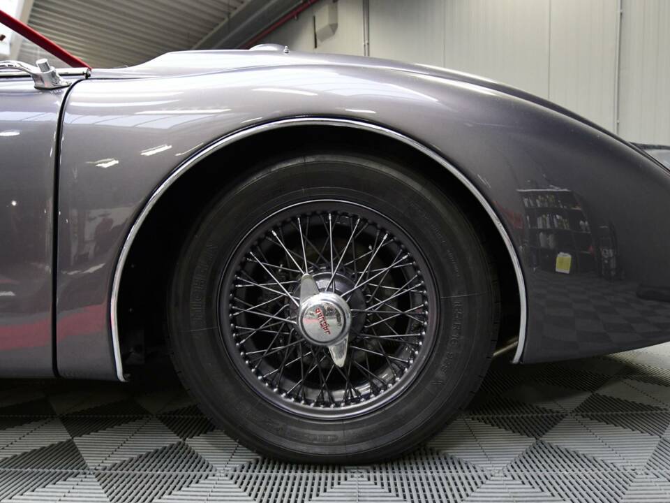 Image 42/46 of Jaguar XK 150 3.4 S OTS (1958)