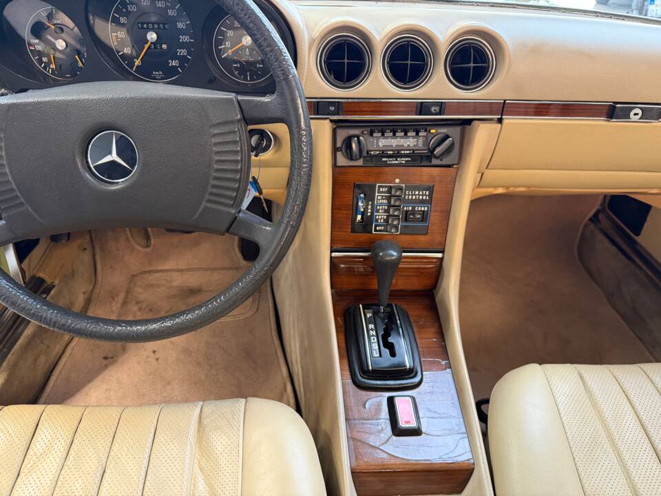 Image 17/48 of Mercedes-Benz 350 SL (1979)