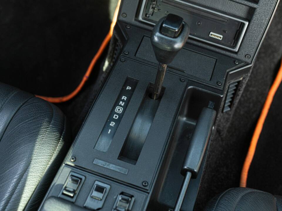 Image 42/50 of Chevrolet Camaro Z28 (1992)