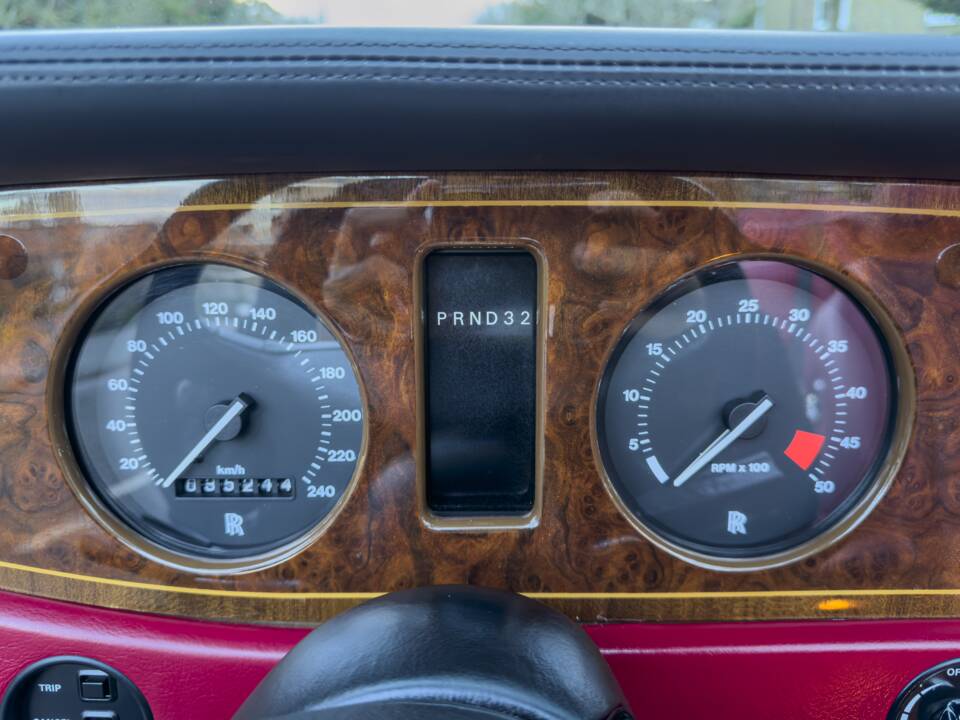 Image 15/22 of Rolls-Royce Corniche IV (1995)