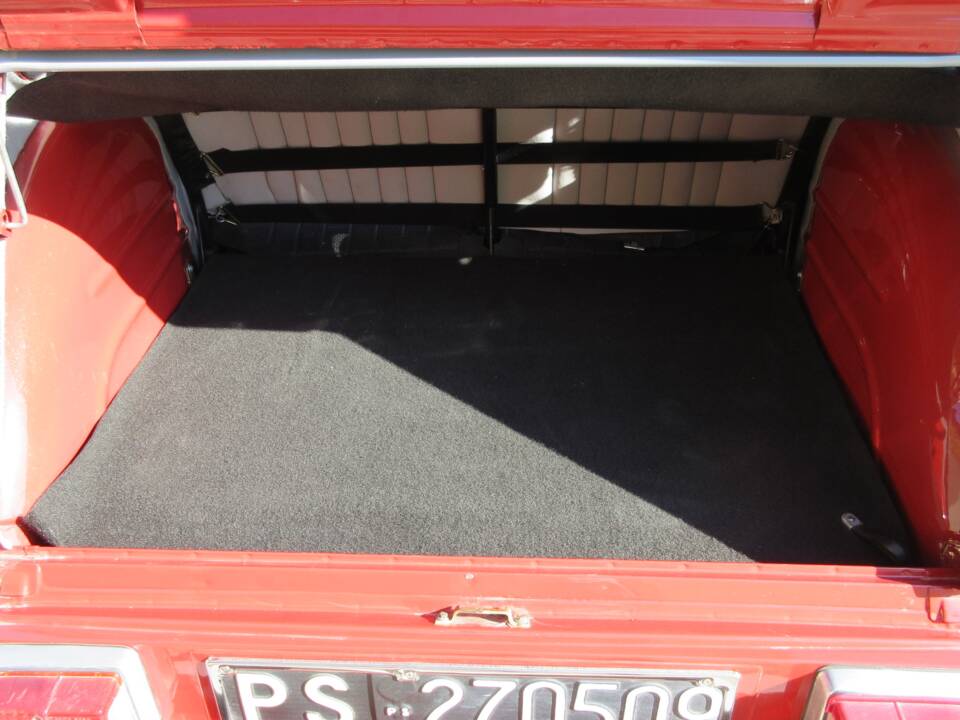 Bild 11/13 von Citroën 2 CV 6 (1983)