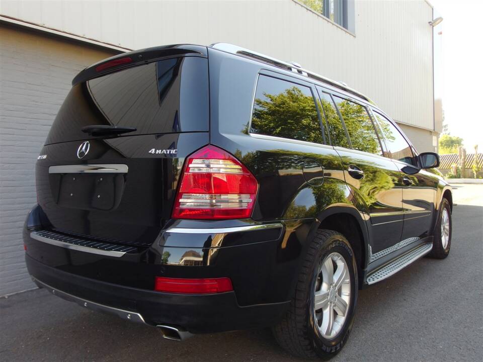 Bild 22/100 von Mercedes-Benz GL 550 4MATIC (2008)