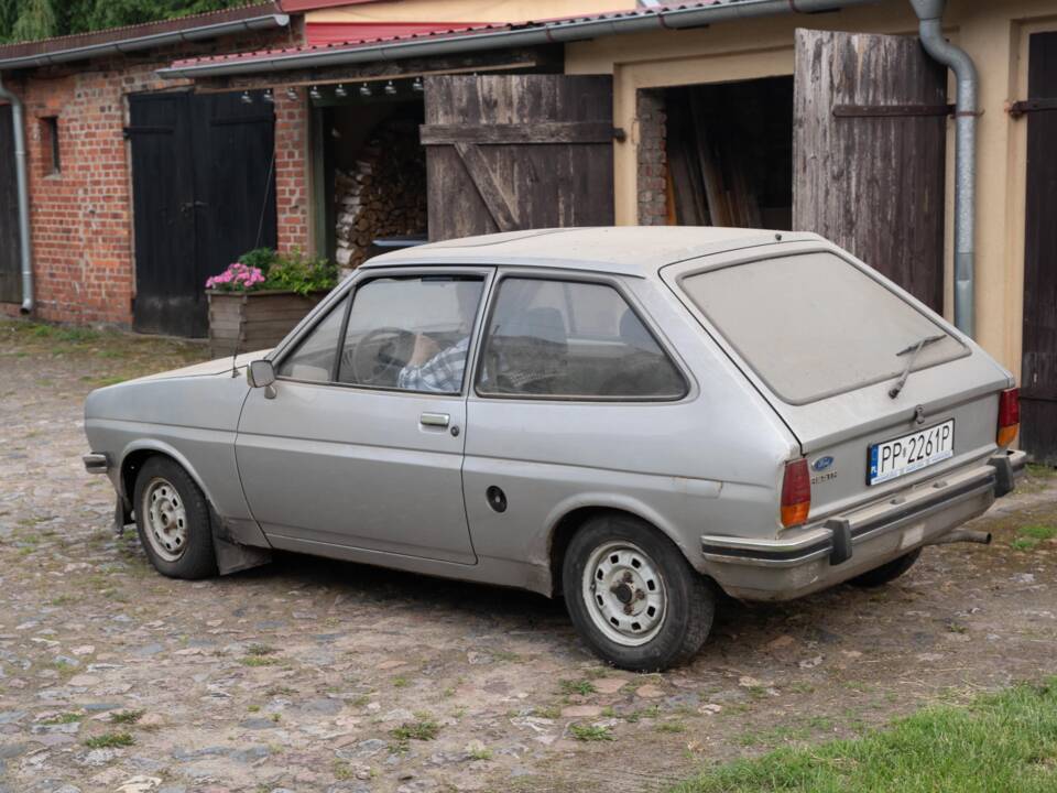 Bild 10/47 von Ford Fiesta (1980)