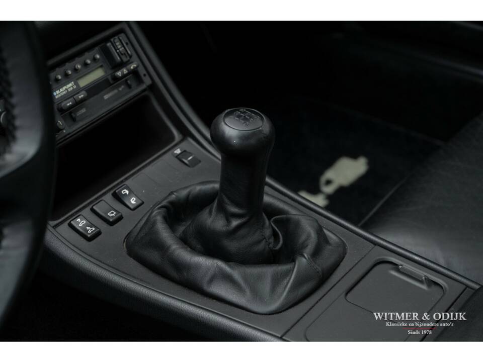 Bild 27/34 von Porsche 944 (1986)