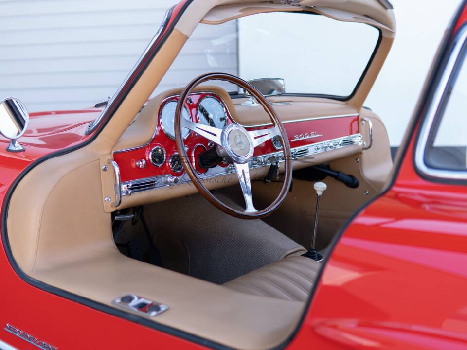 Image 33/49 of Mercedes-Benz 300 SL "Gullwing" (1955)