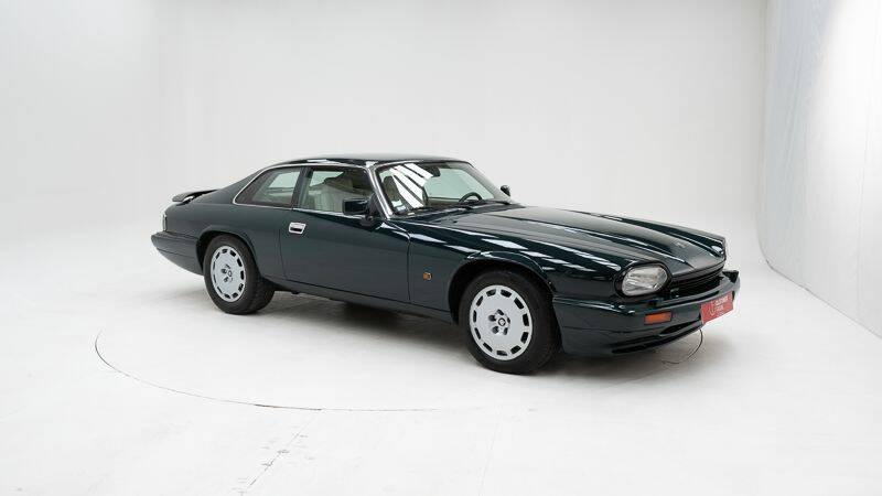Bild 9/15 von Jaguar XJ 40 (XJ-R) (1992)