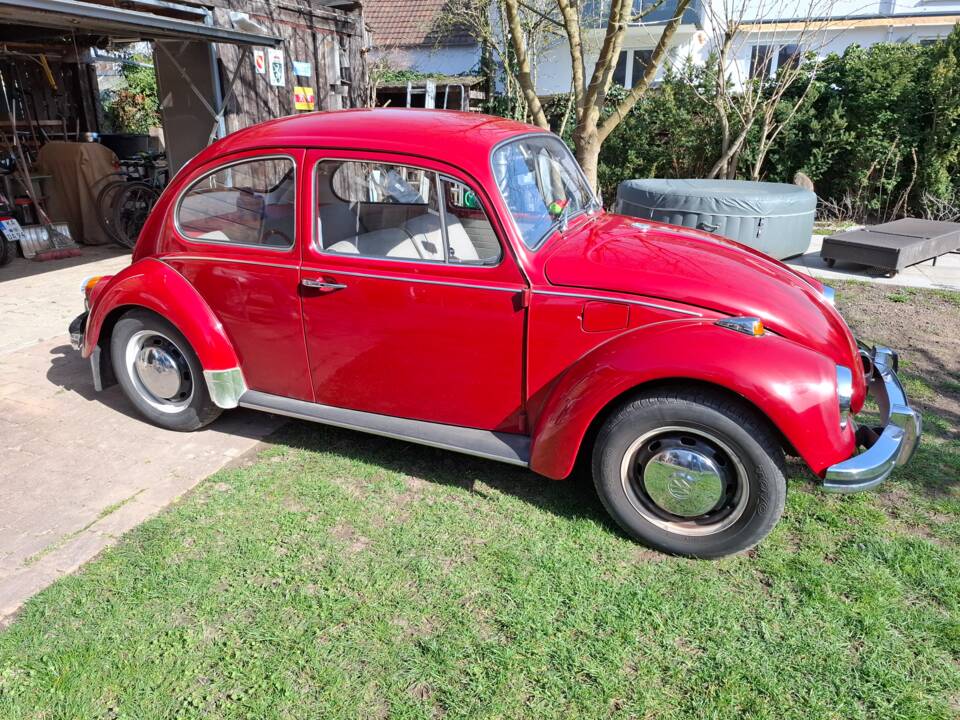 Image 2/9 of Volkswagen Beetle 1500 (1968)