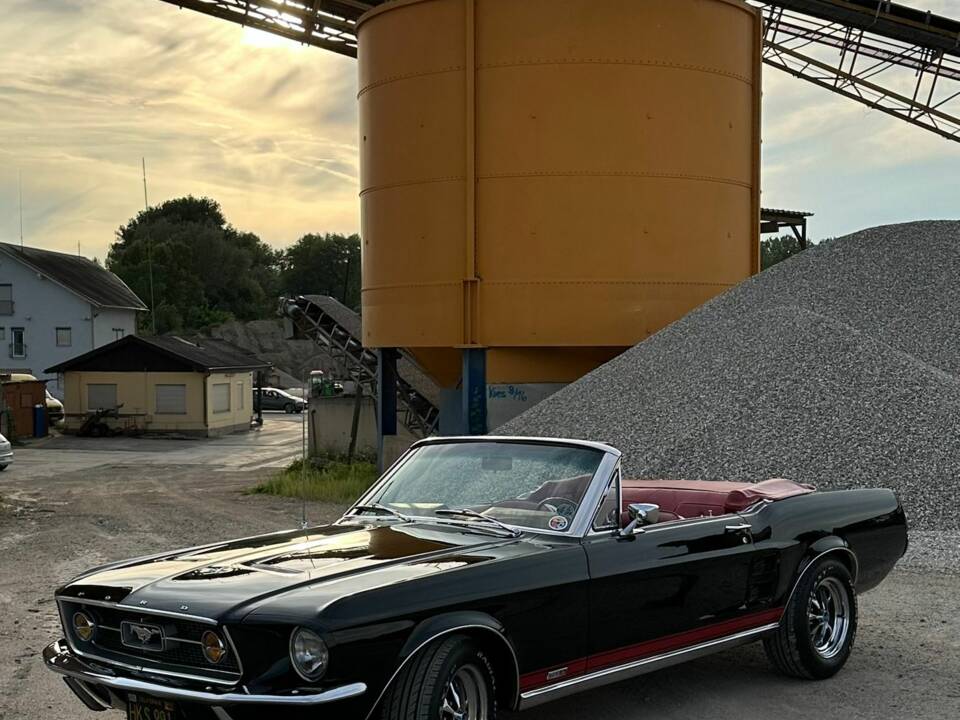 Image 2/36 of Ford Mustang 289 GTA (1967)