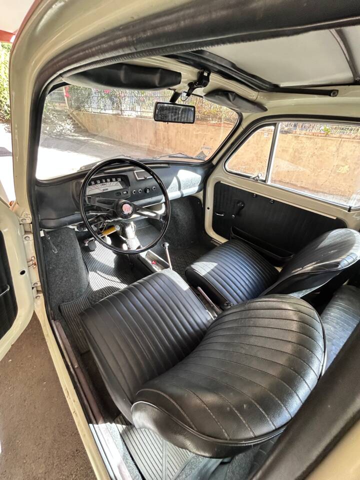 Afbeelding 11/18 van FIAT 500 L (1971)