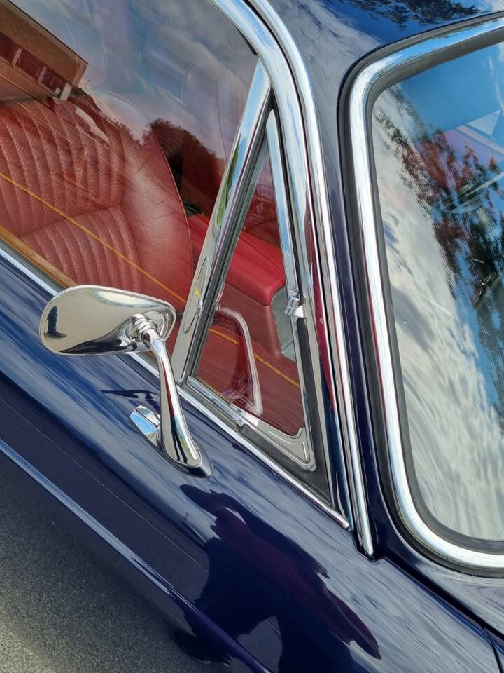 Immagine 14/29 di Jaguar XJ 6 4.2 (1972)