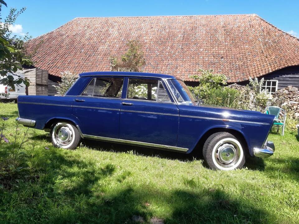 Bild 3/5 von FIAT 1500 L (1962)