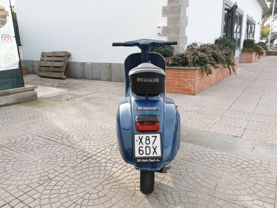 Image 11/17 of Piaggio DUMMY (1980)