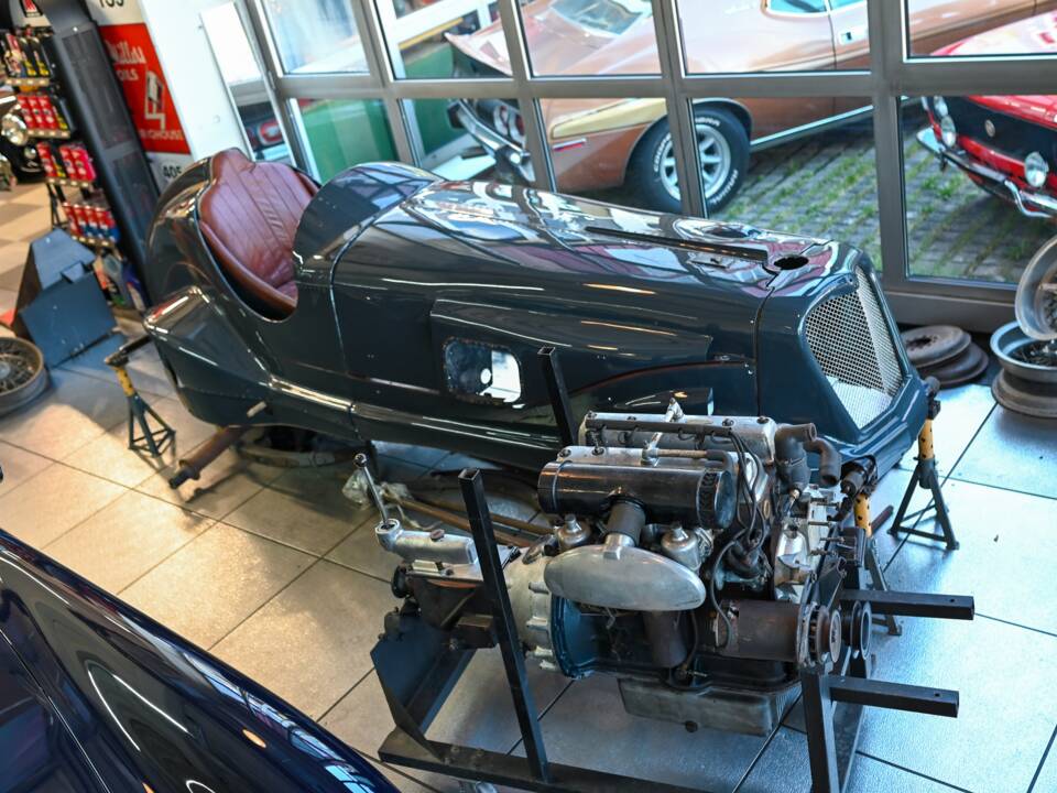 Immagine 3/60 di Riley 2 1/2 Special (1937)