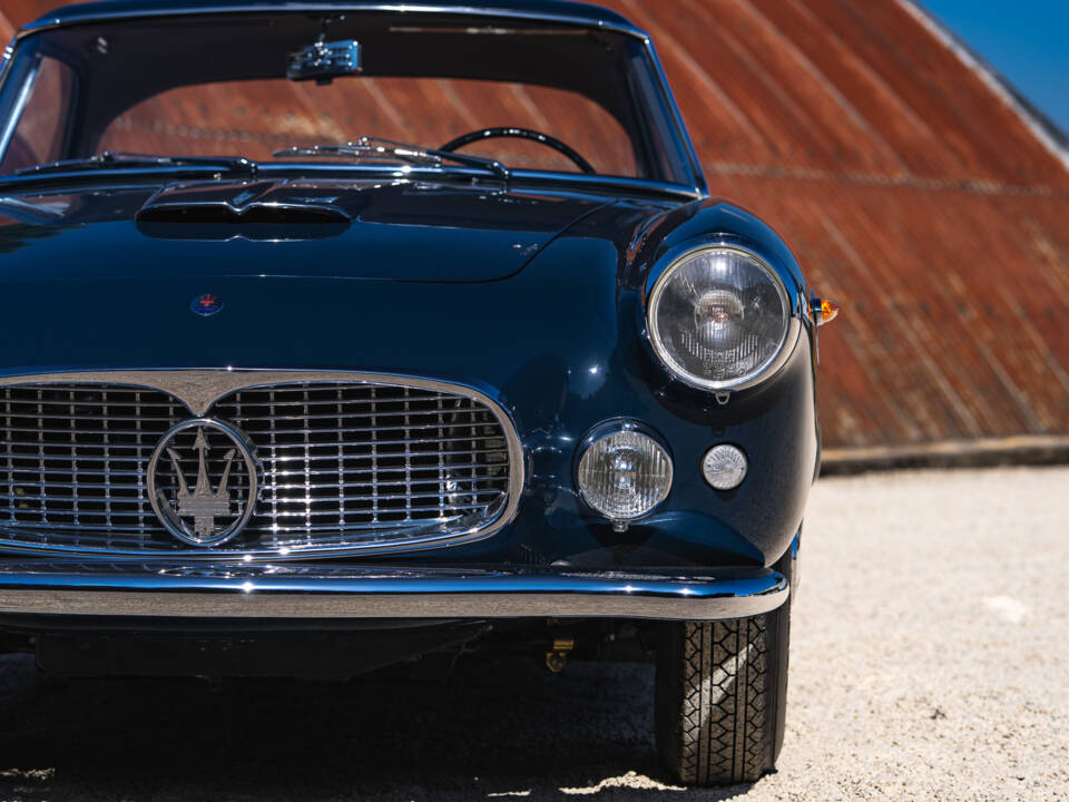 Image 15/37 of Maserati 3500 GT Touring (1960)