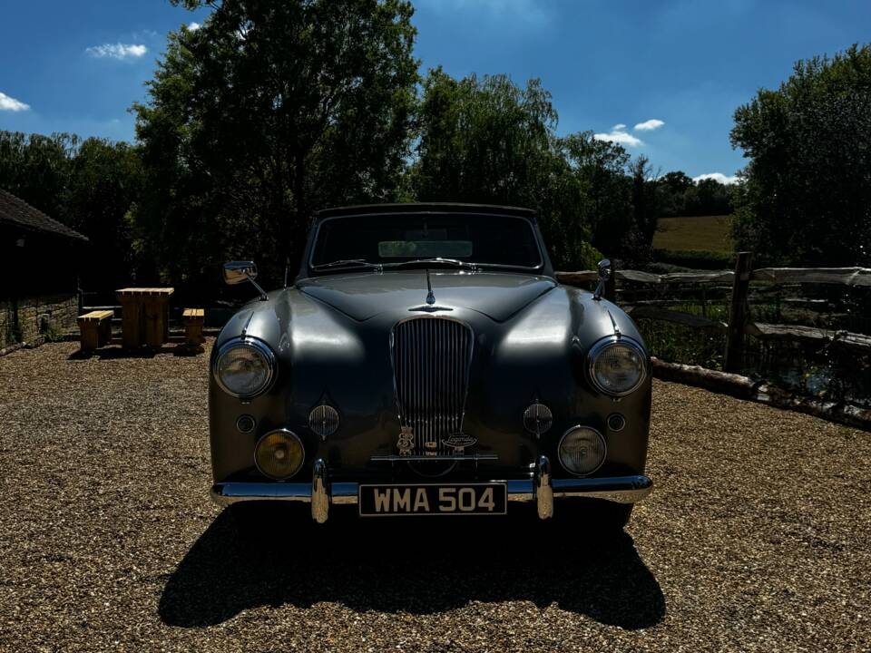 Imagen 39/41 de Lagonda 3 Litre MK I (1955)
