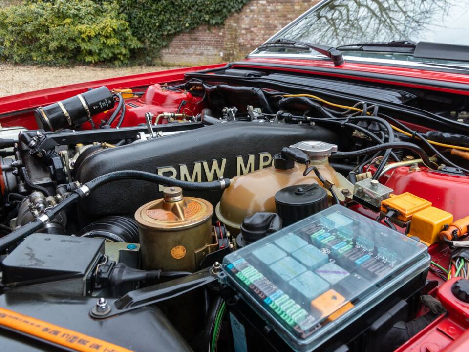 Afbeelding 14/50 van BMW M6 (1988)