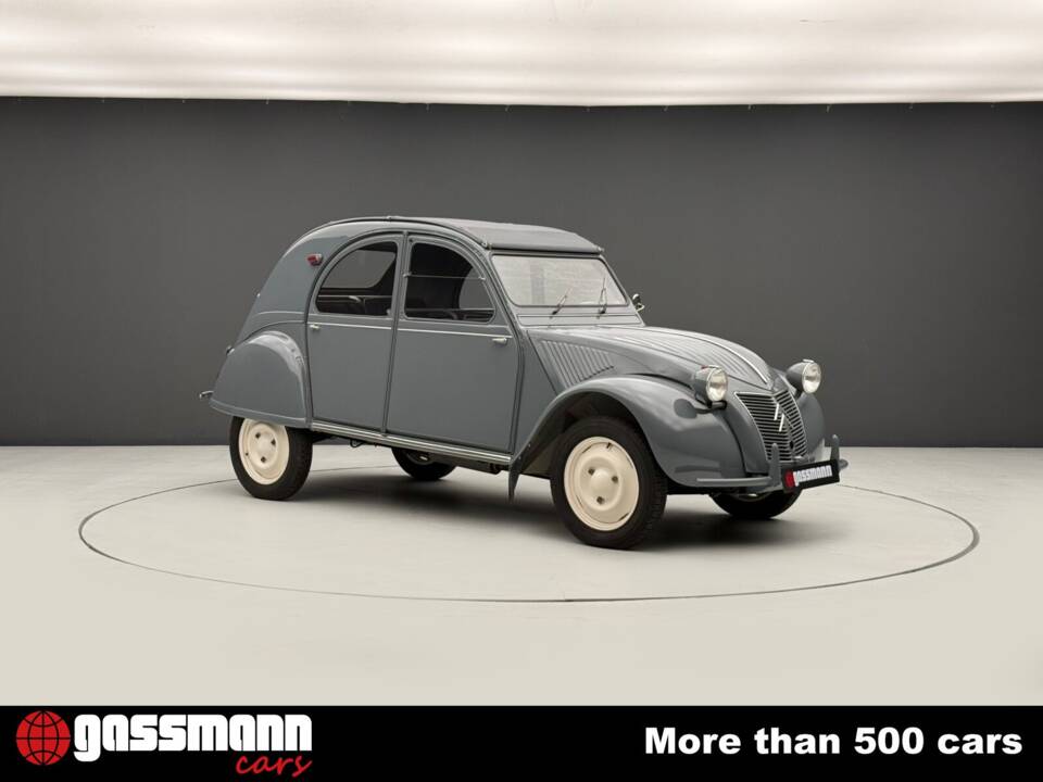 Image 3/15 of Citroën 2 CV (1959)