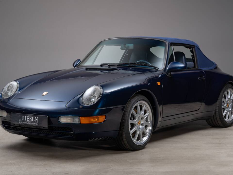 Image 2/25 of Porsche 911 Carrera (1997)
