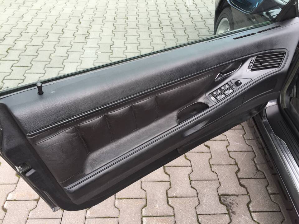 Immagine 12/28 di BMW 850CSi (1993)