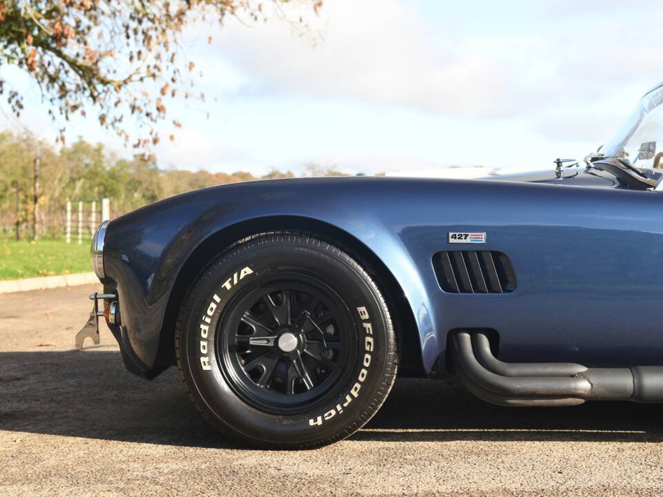 Image 27/50 de AC Cobra 427 (1999)