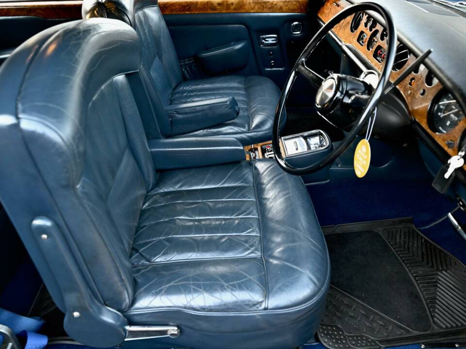 Bild 30/50 von Rolls-Royce Silver Shadow I (1970)
