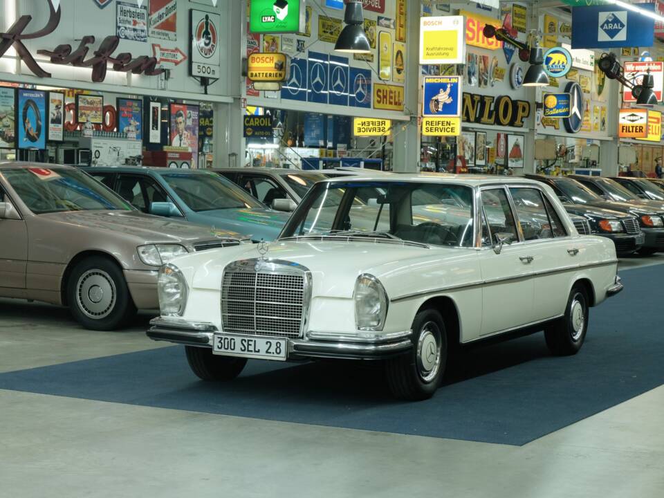 Afbeelding 62/70 van Mercedes-Benz 300 SEL (1968)
