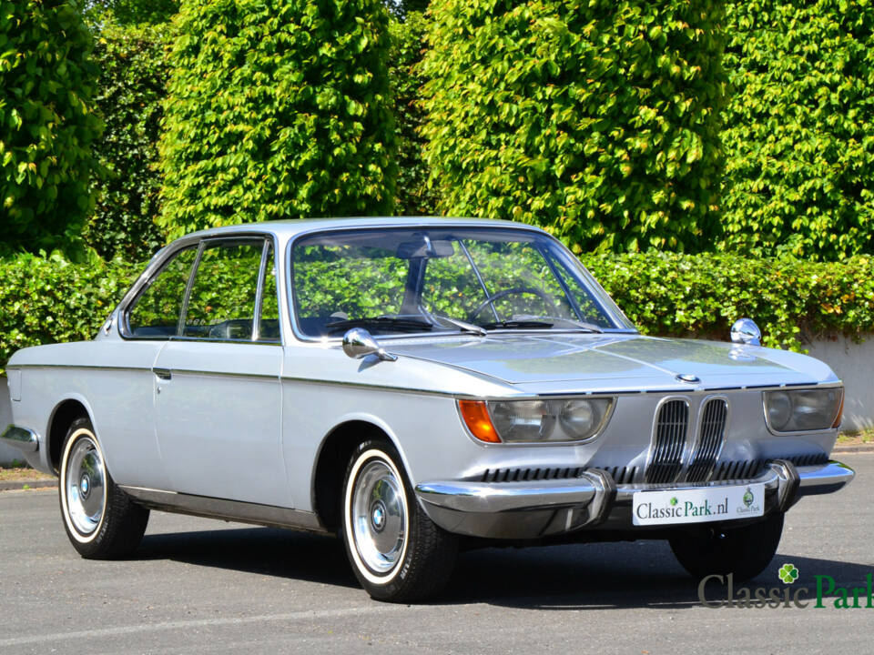 Image 7/50 of BMW 2000 CS (1970)