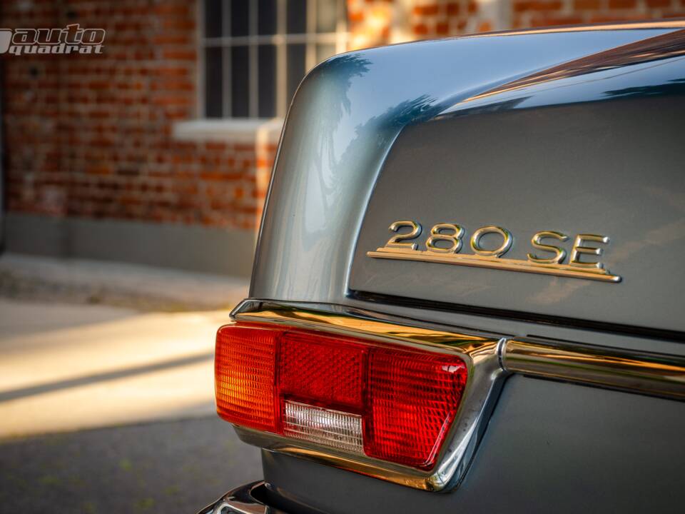 Afbeelding 8/18 van Mercedes-Benz 280 SE 3,5 (1973)