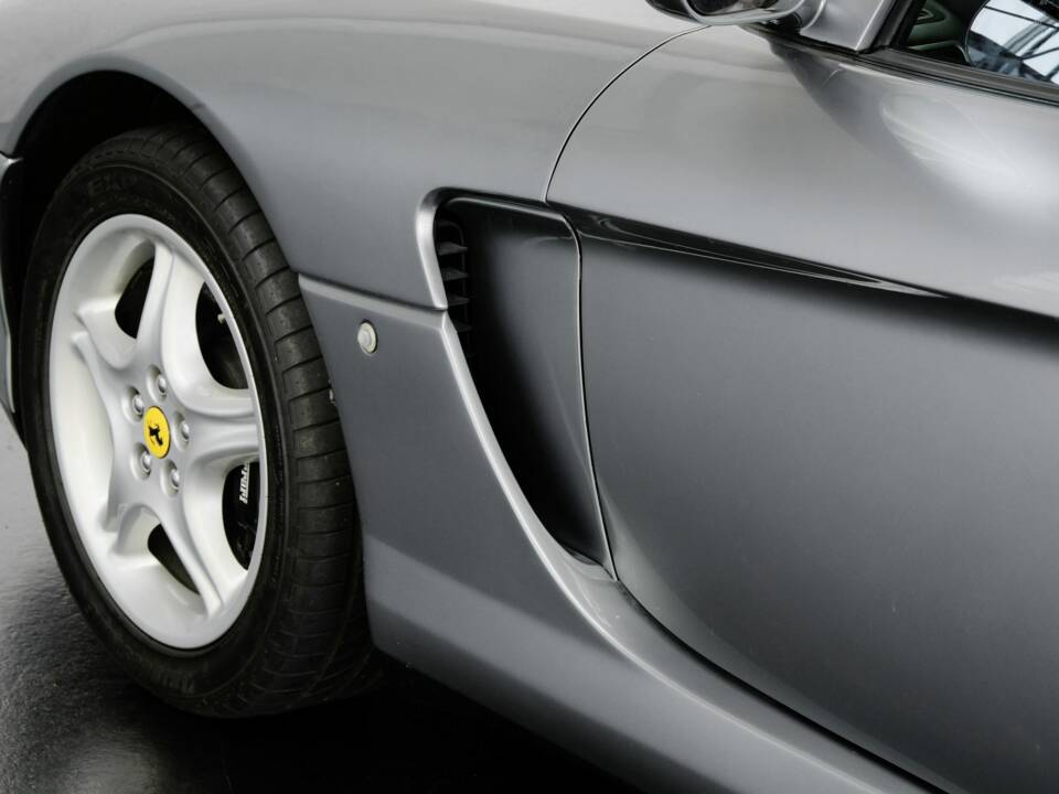Imagen 46/50 de Ferrari 456 GTA (1997)